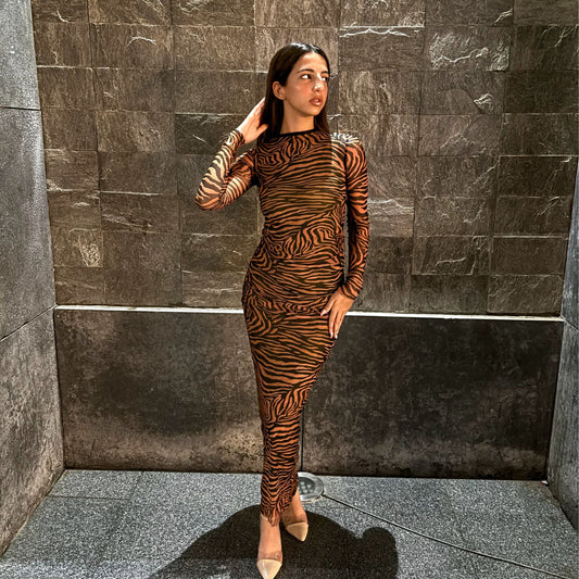 Embrace Elegance: The Allure of MARON Dresses