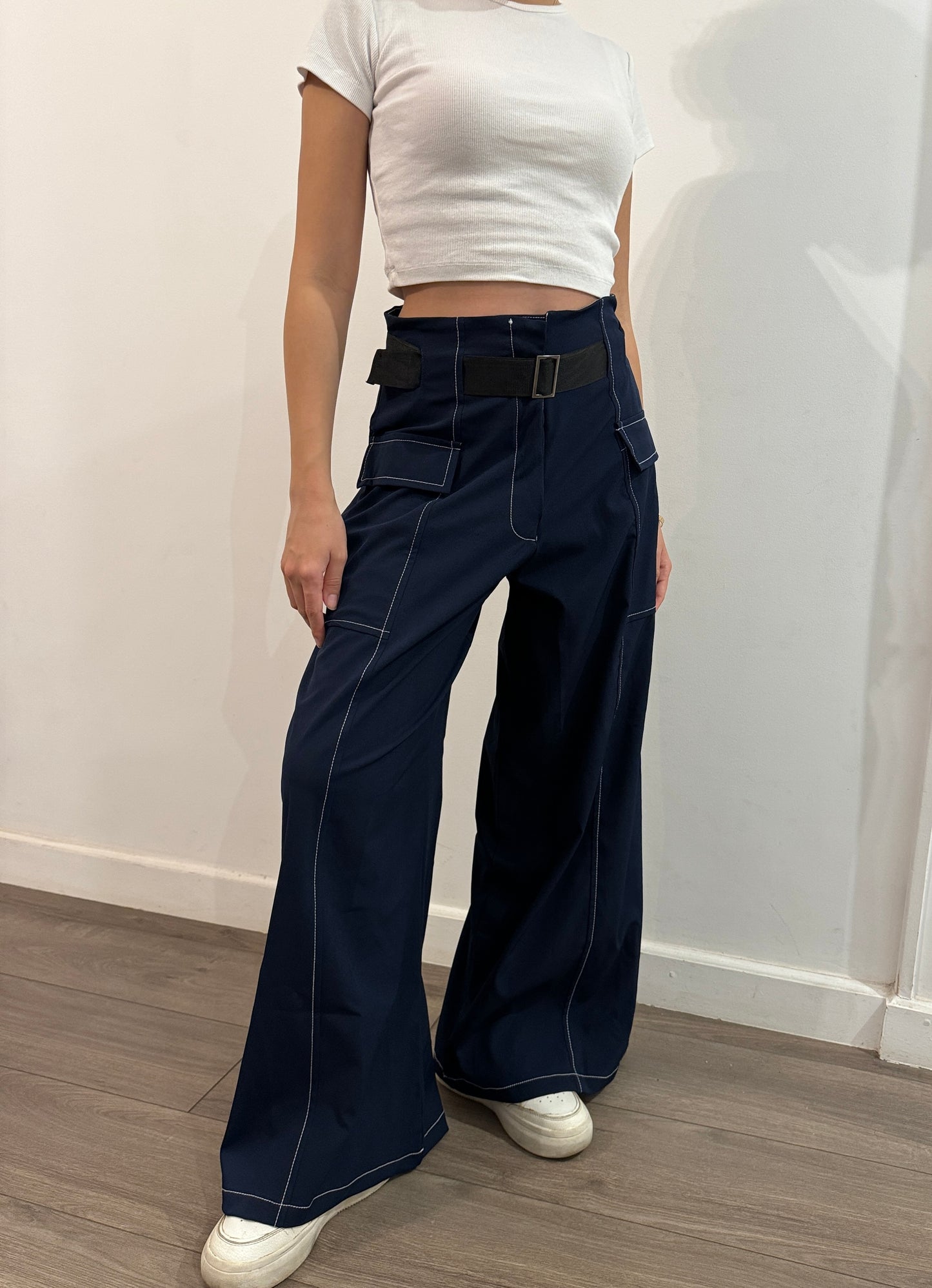 Belted wide-leg pants