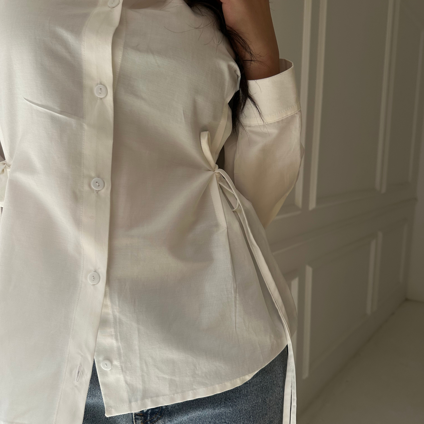 Elegant White Tie-Waist Blouse