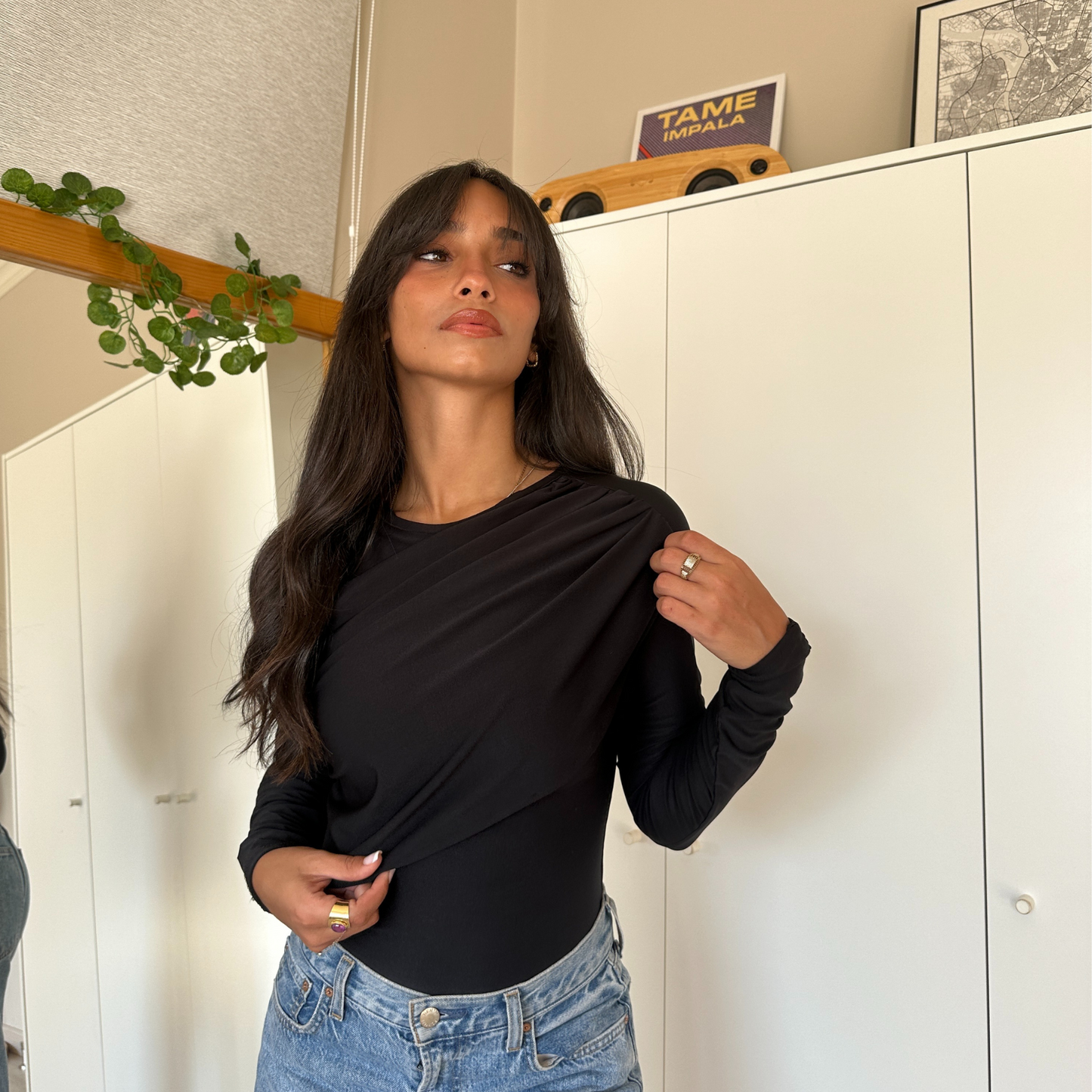 Black Ruched Top Long -Sleeve
