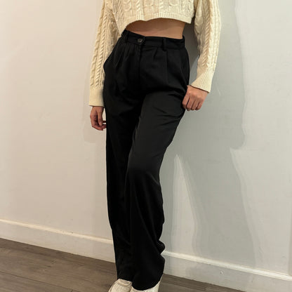 FLOWY pleated pants