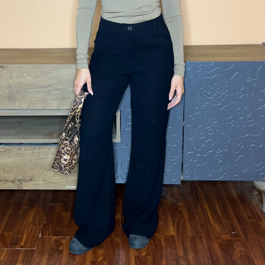 Chic Tailored Wide-Leg Pants