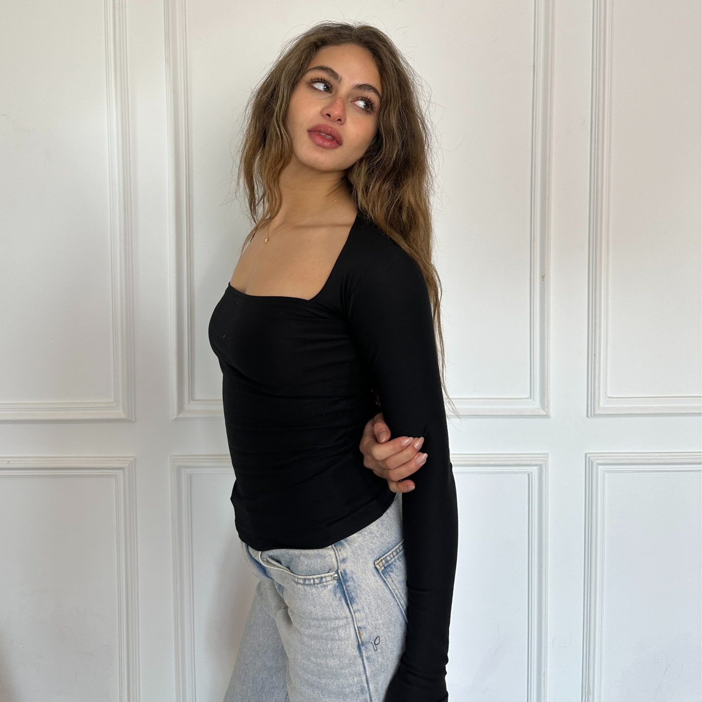 Black Square-Neck long sleeves Top