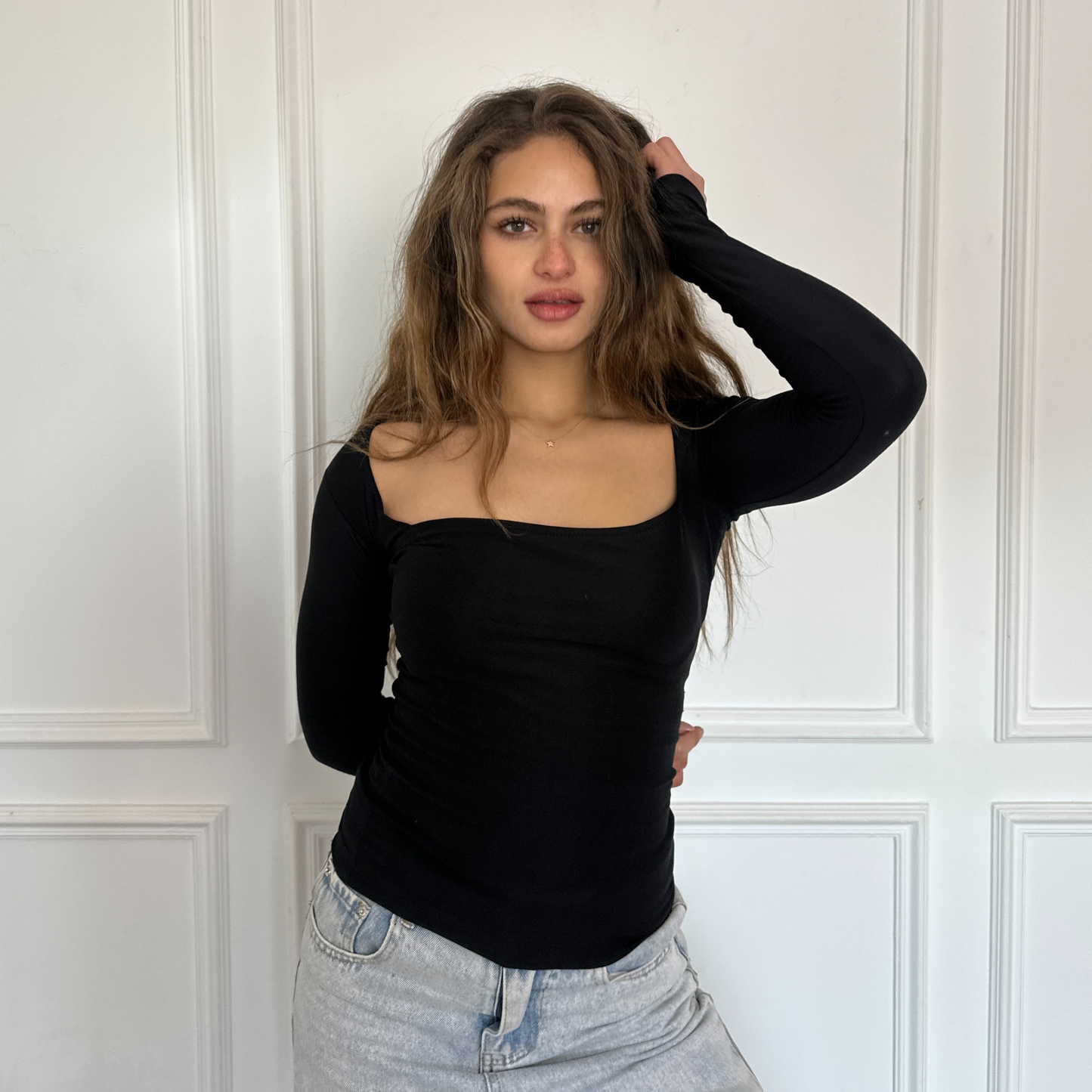 Black Square-Neck long sleeves Top