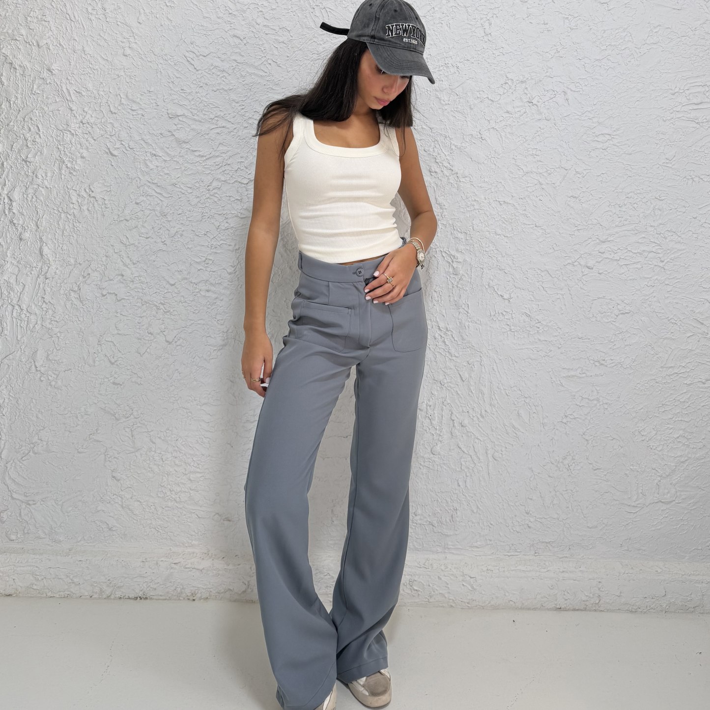 Gray Tailord Flare With Front Pockets Pants