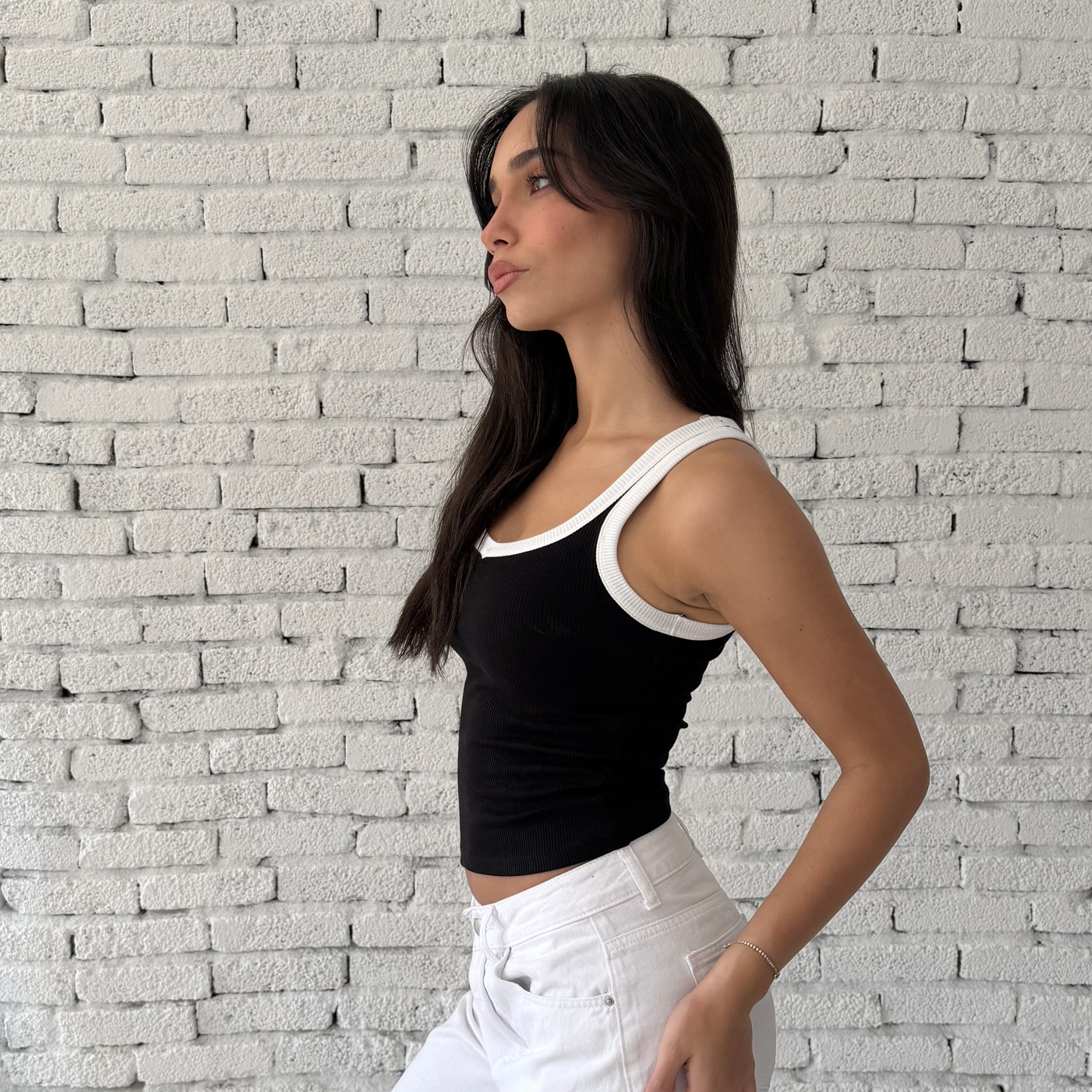 Black &White Ribbed V- tank top