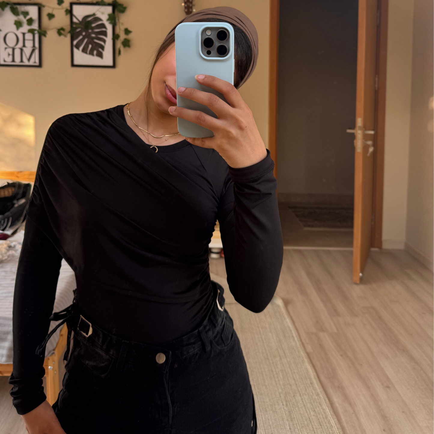 Black  Ruched Top Long -Sleeve