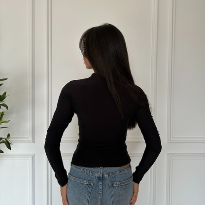 Black long sleeves wrap top
