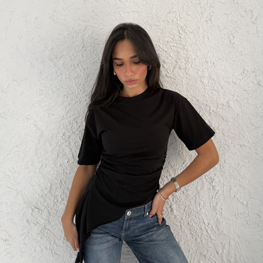 Black crew-neck T-shirt with Ruched drawstring sides