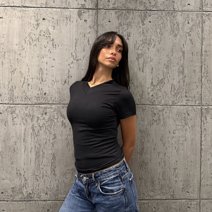 Black Wide V-Basic top Short sleeve