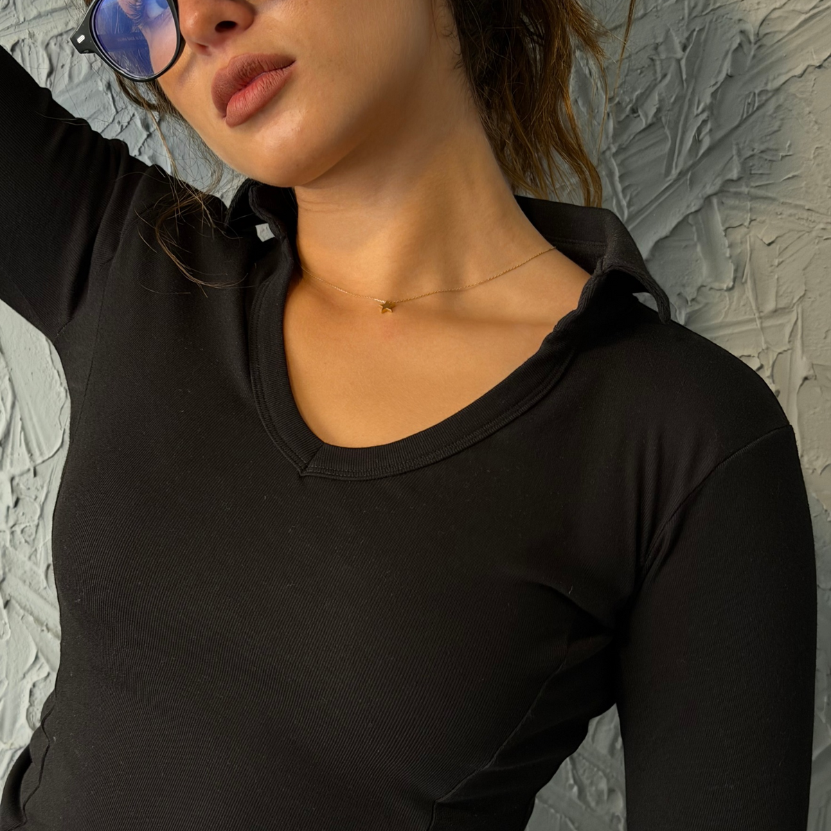 Black Collar Basic Long Sleeve Top