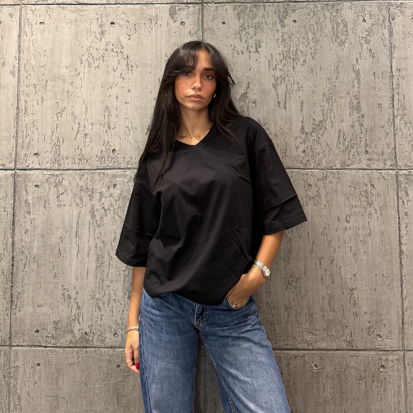 Black Oversized V-Basic Top