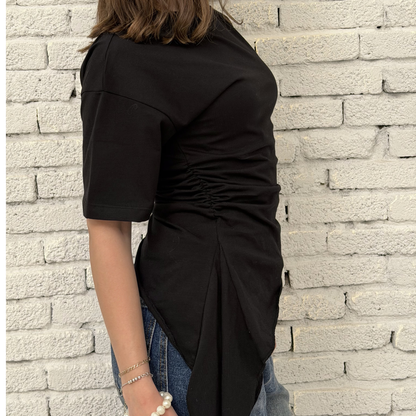 Black crew-neck T-shirt with Ruched drawstring sides